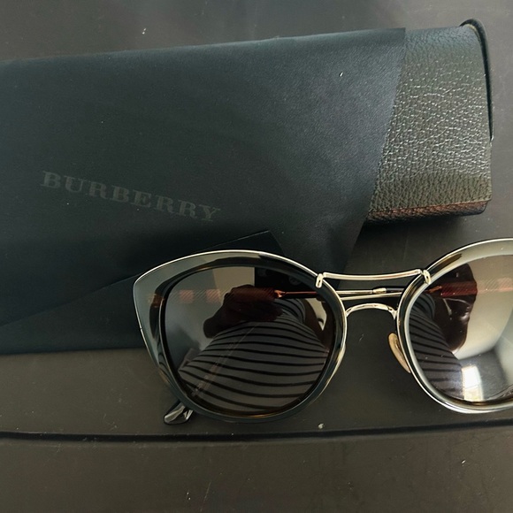 Burberry Black and Gold Cat-Eye Sunglasses - Picture 1 of 6